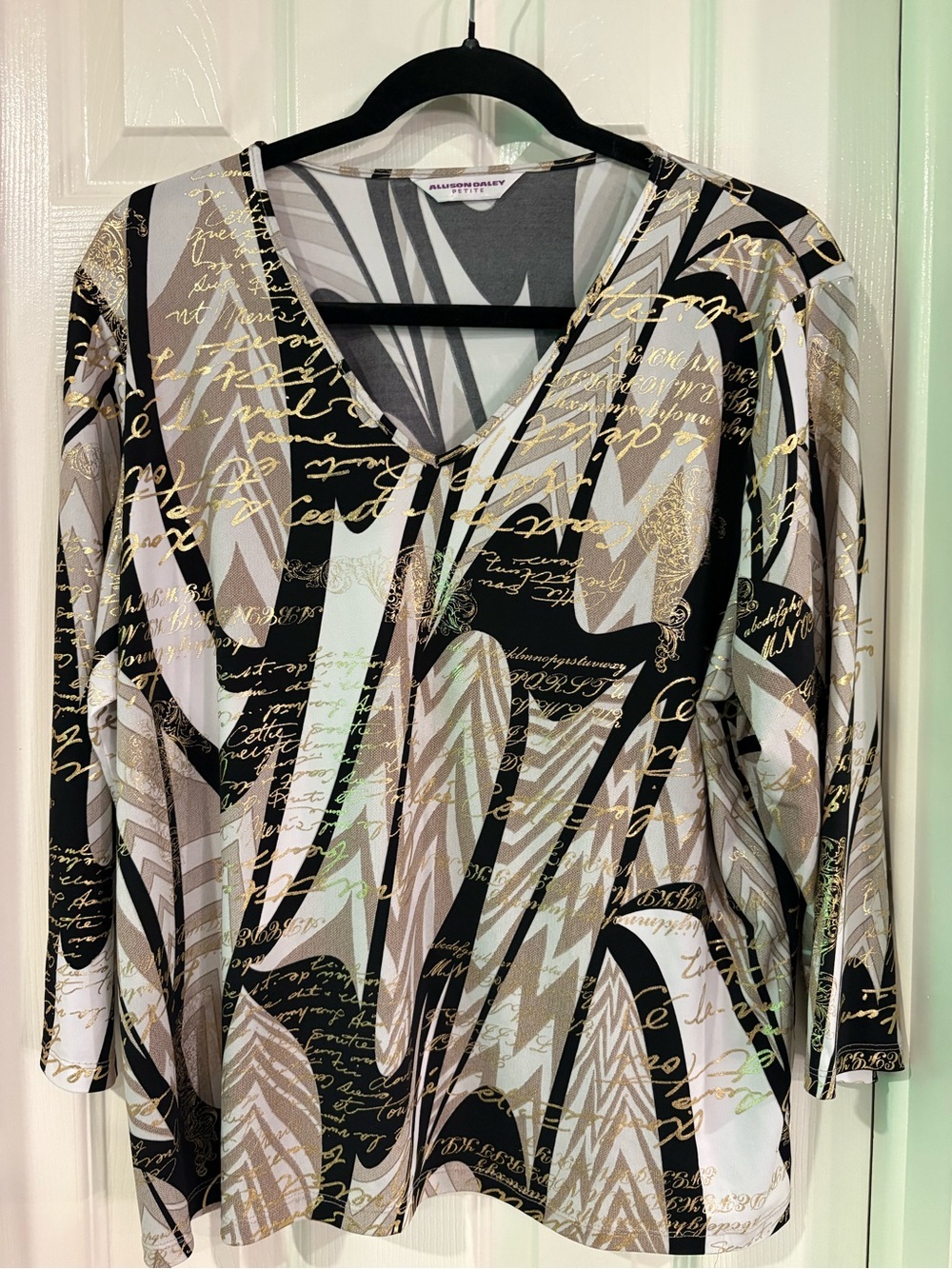 Allison Daley Black, Beige & Cream V-Neck Long Sleeve Print Top